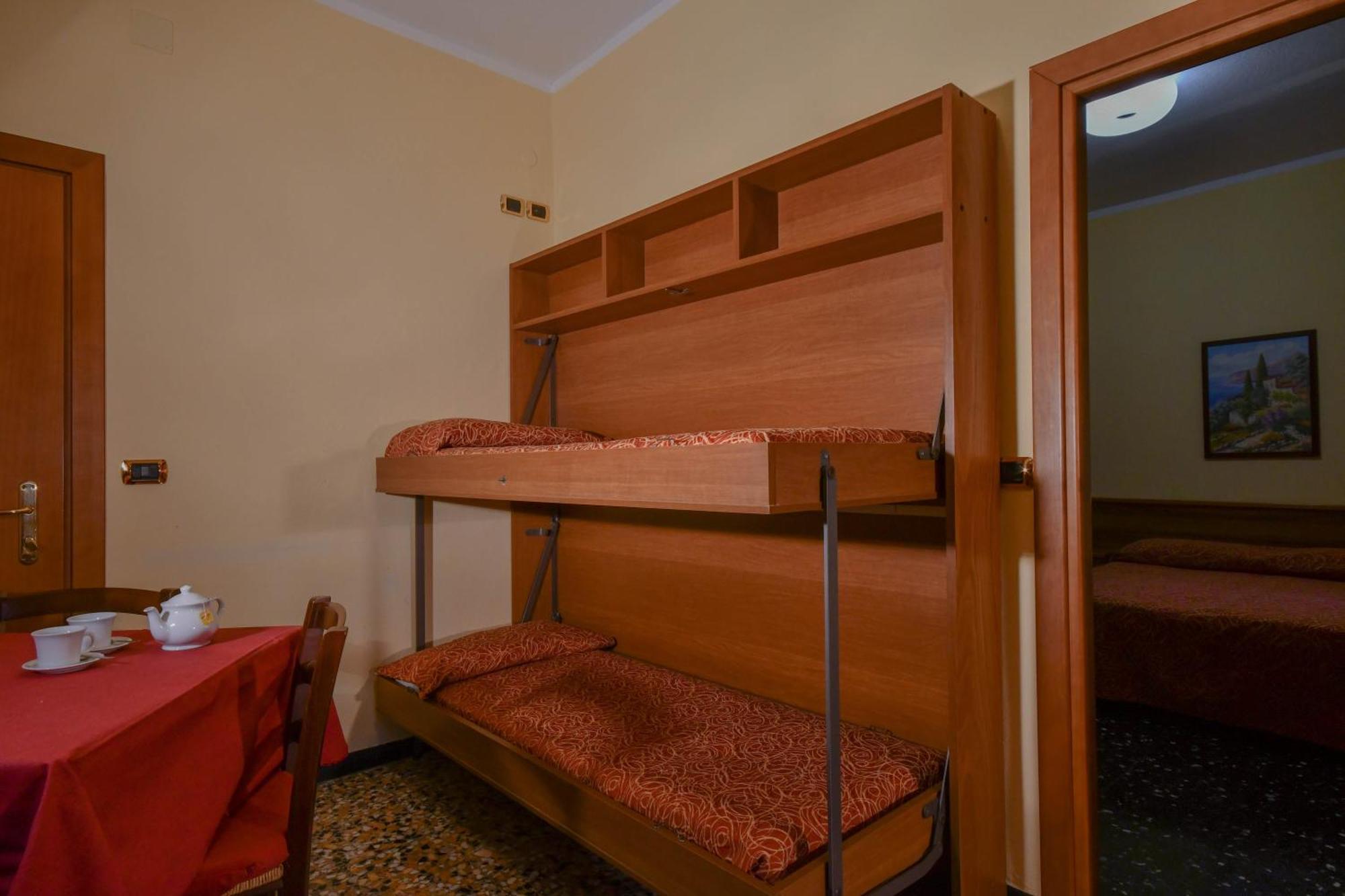 Hotel Residence Paradiso Moneglia Habitación foto