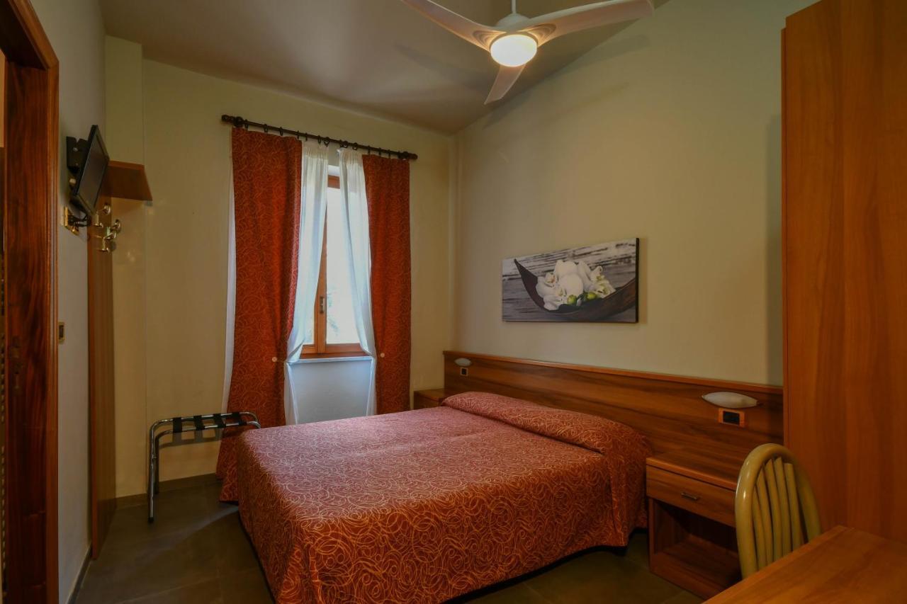 Hotel Residence Paradiso Moneglia Habitación foto